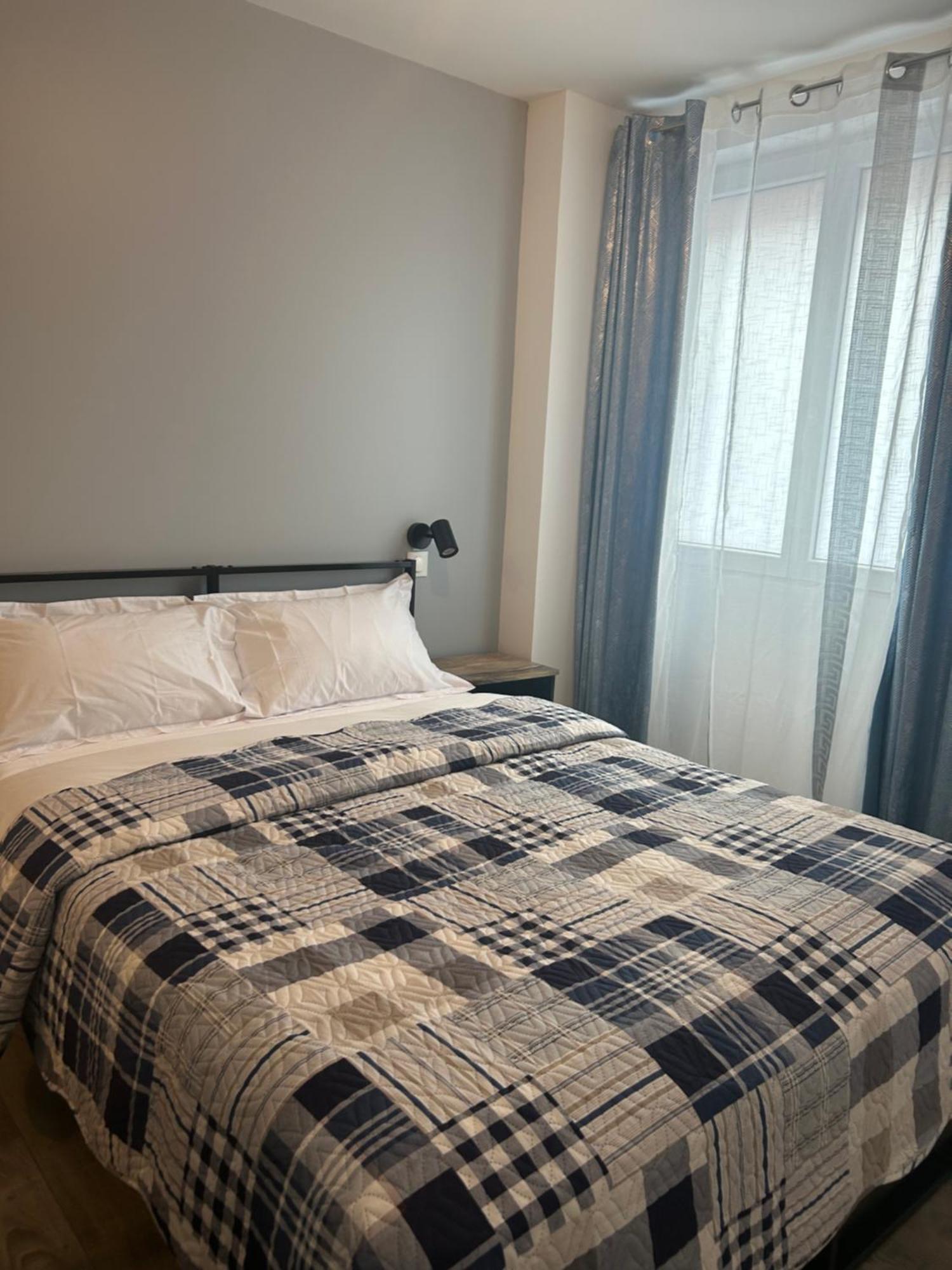 Hotel Saint - Charles Rambouillet Ngoại thất bức ảnh